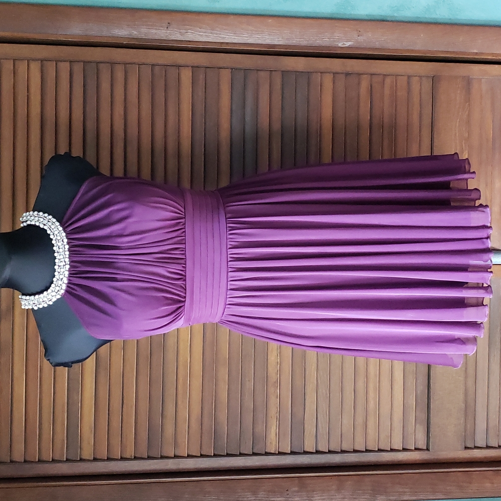 💥HP💥Purple Cut Out & Sleeveless Bustier Party Dress Beaded Neckline Jr. Size 5